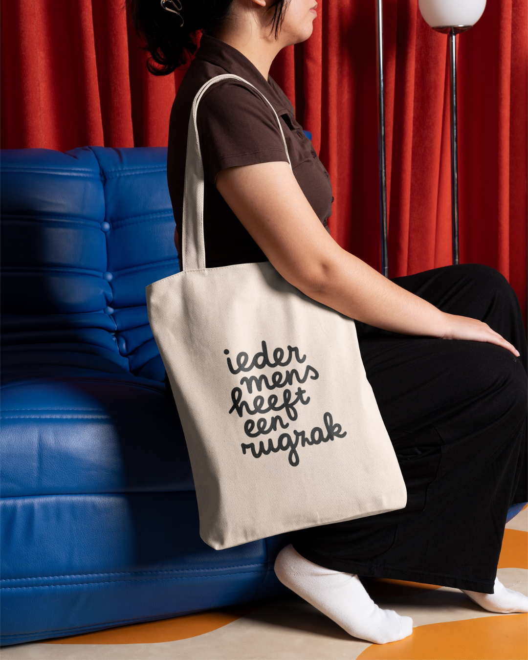 Ieder mens heeft een rugzak (tote bag)